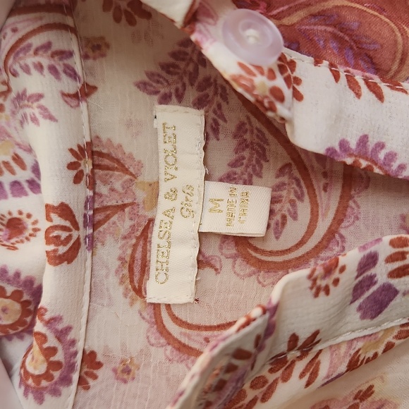 Chelsea & Videt Mixd Print Button down L/S Top - Picture 3 of 4